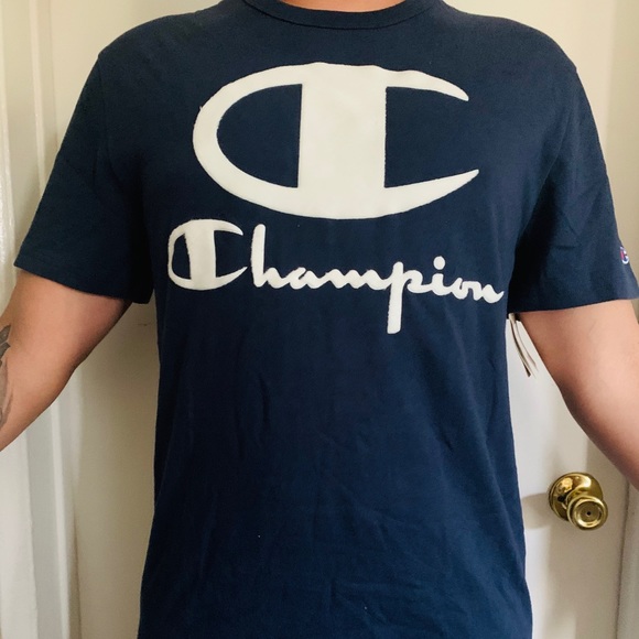 Champion shirt/Nike sandals/ Take all for only $80 - Picture 1 of 4